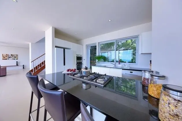 3 Bedrooms Villa