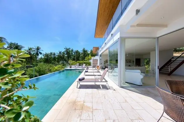 3 Bedrooms Villa