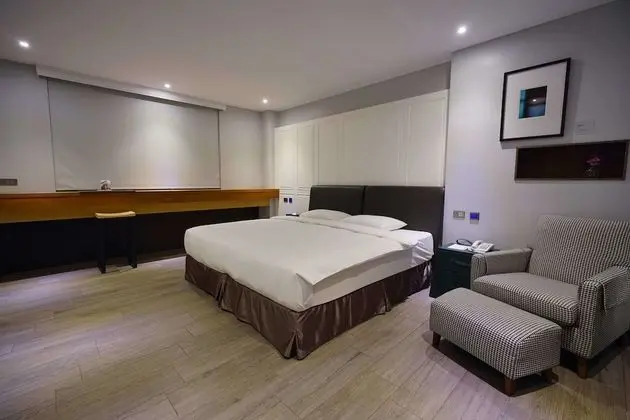Deluxe Tek Büyük Yataklı Oda