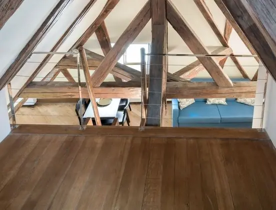Stüdyo (Attic - 3rd floor)