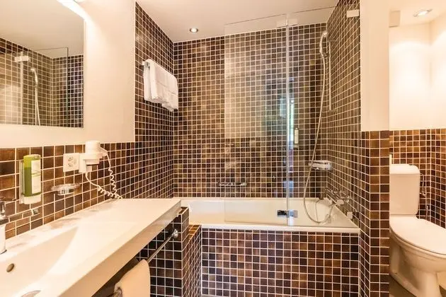 Deluxe Tek Büyük Yataklı Oda, Balkon