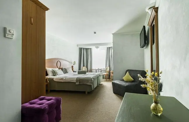 Comfort Tek Büyük veya İki Ayrı Yataklı Oda