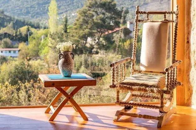 Samanlık Taş Ev