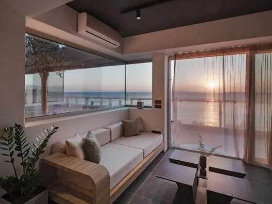 Loft Apartment, Sea View