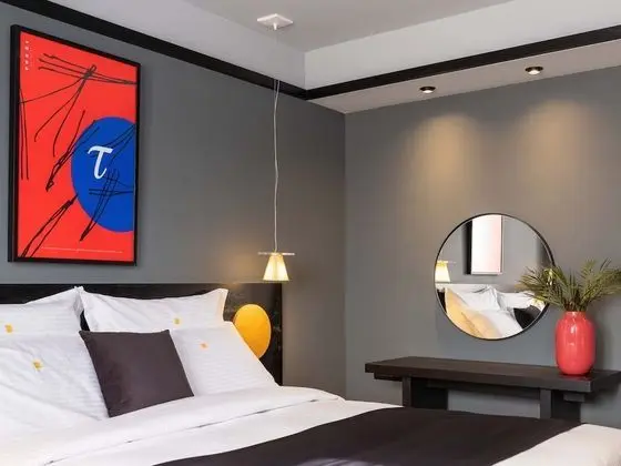 Deluxe City Escape Suite