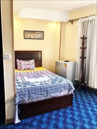 Basic Single Room, Private Bathroom, Pyramids View
