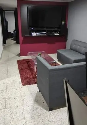 Apart Daire, 3 Yatak Odası, Sigara İçilebilir, Buzdolabı