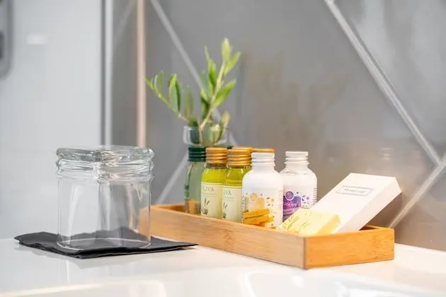 Luxury Tek Büyük Yataklı Oda (3)