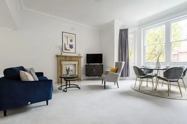 The Belgravia Suite