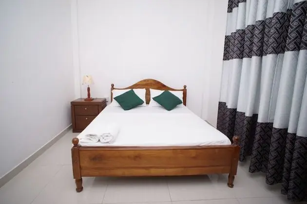 Tek Büyük Yataklı Oda, Ortak Banyo