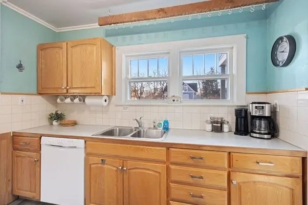 Ev, Birden Çok Yatak, Veranda, Bahçe Manzaralı (305 N. Washington Ave)