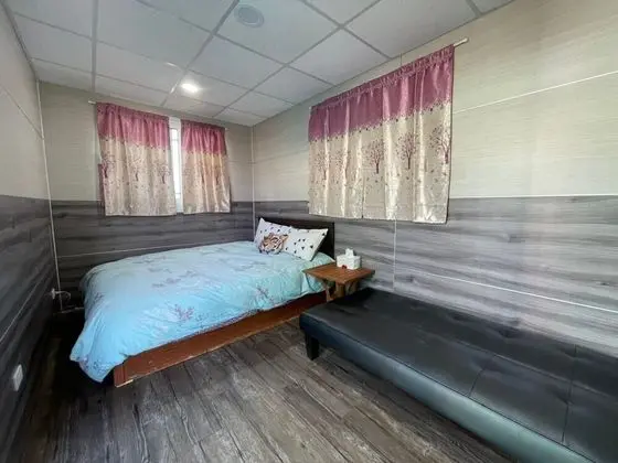 Economy Tek Büyük Yataklı Oda