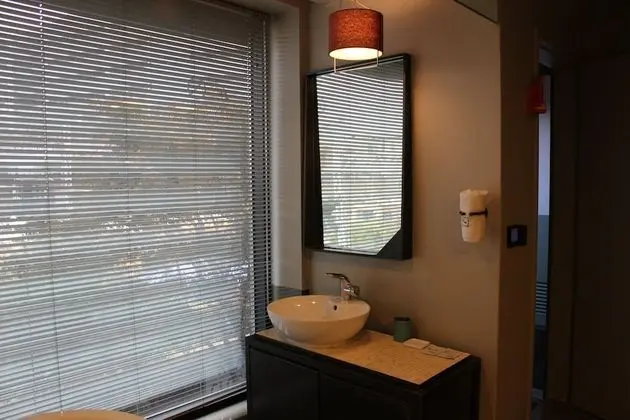 Standard Double Room, Bathtub (Rail View, Same Gender Stay Only for 3 or more guests)