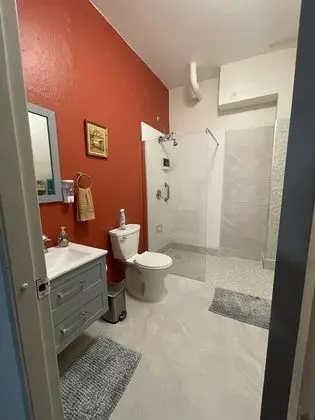 Apto-Suite 31 con balcón,vista a la ciudad