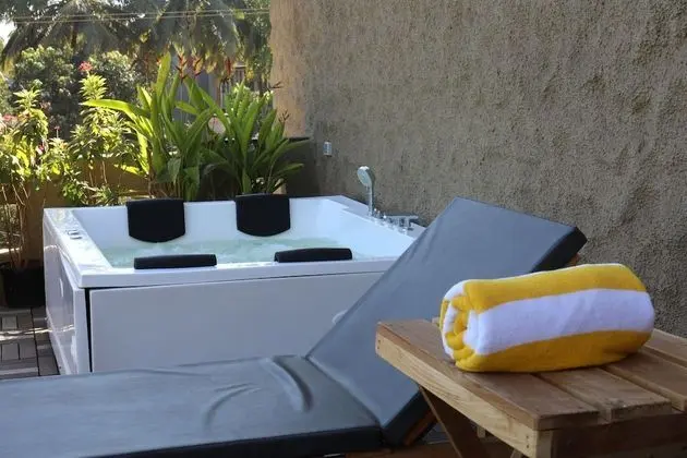 3102 Suite With Jacuzzi & Deck(Sleeps 4)