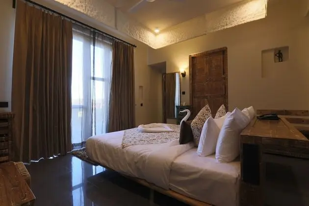 3102 Suite With Jacuzzi & Deck(Sleeps 4)