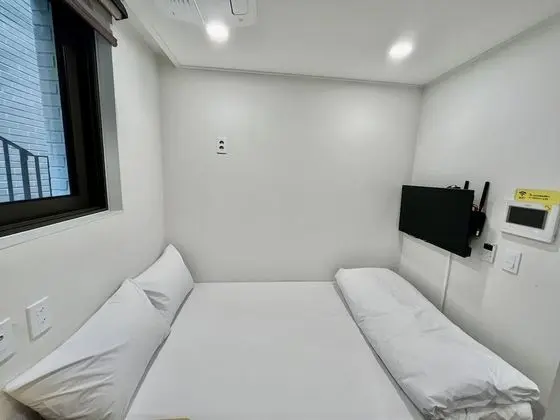 Deluxe Tek Büyük Yataklı Oda (A)