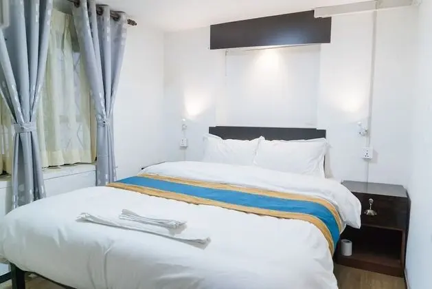 Basic Tek Büyük veya İki Ayrı Yataklı Oda, 1 Tek Kişilik Yatak, Sigara İçilmez