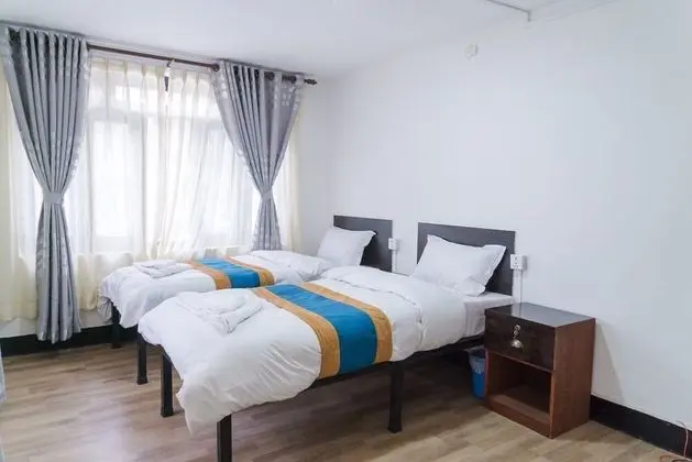 Basic Tek Büyük veya İki Ayrı Yataklı Oda, 1 Tek Kişilik Yatak, Sigara İçilmez