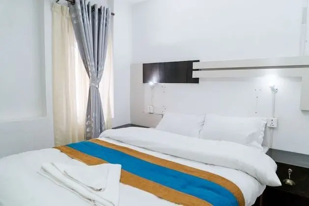 Deluxe Tek Büyük Yataklı Oda, 1 Büyük (Queen) Boy Yatak, Sigara İçilmez, Köşe