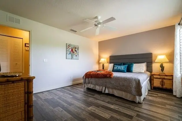Daire (3214 Royal Palm -CHECK OUT NEW LOWER )