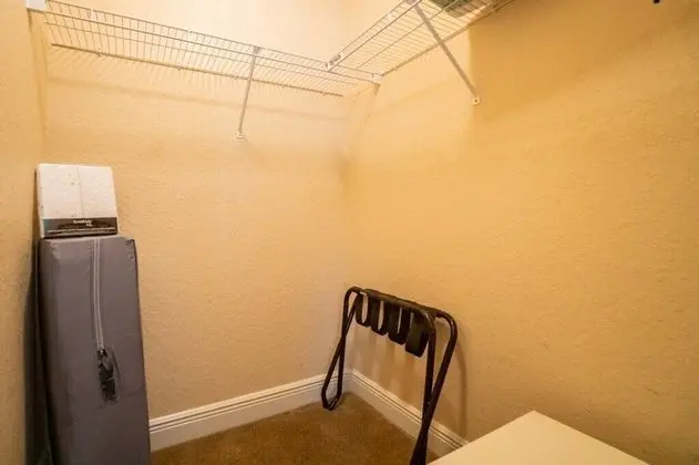 Daire (3214 Royal Palm -CHECK OUT NEW LOWER )