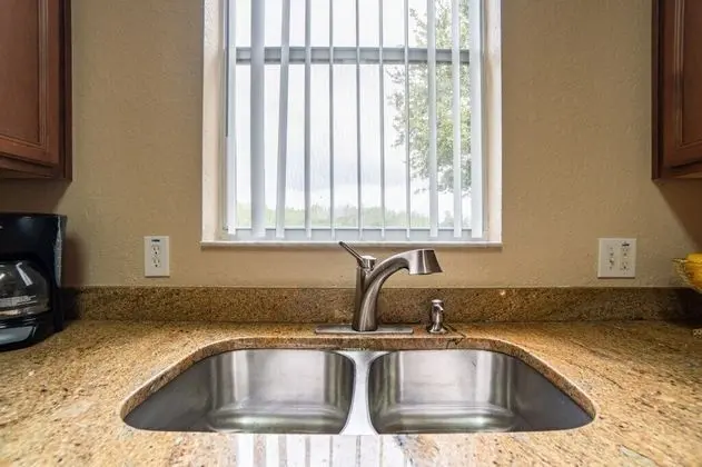 Daire (3214 Royal Palm -CHECK OUT NEW LOWER )