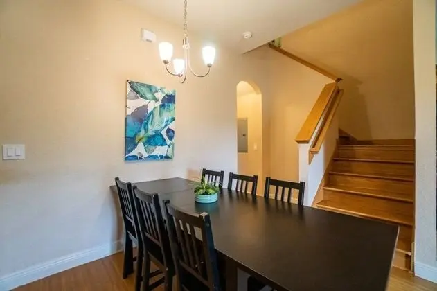 Daire (3214 Royal Palm -CHECK OUT NEW LOWER )