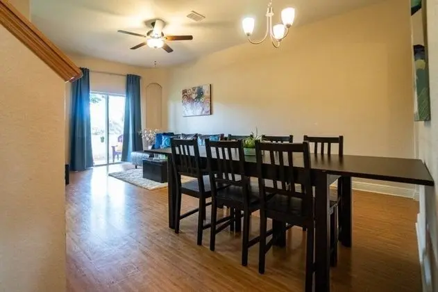 Daire (3214 Royal Palm -CHECK OUT NEW LOWER )