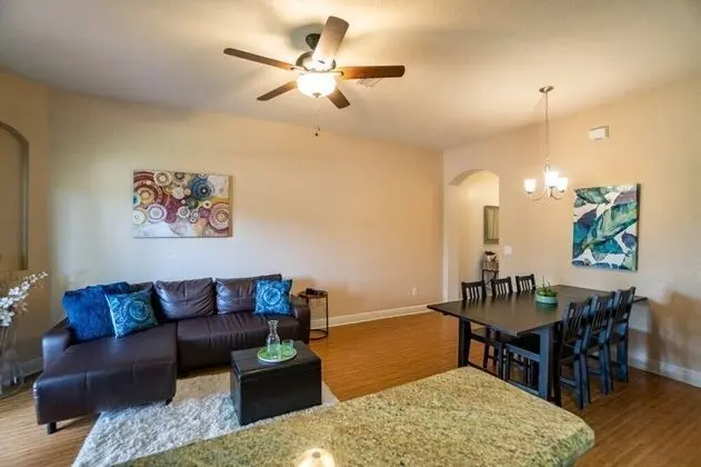 Daire (3214 Royal Palm -CHECK OUT NEW LOWER )