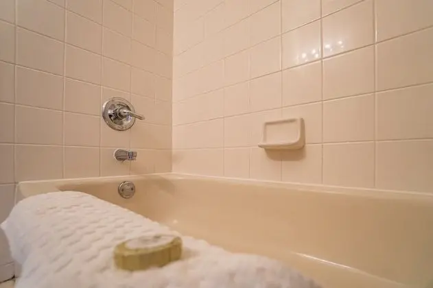 Daire (3214 Royal Palm -CHECK OUT NEW LOWER )