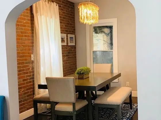 Ev, Birden Çok Yatak, Veranda, Bahçe Manzaralı (325 N. Loomis Ave)