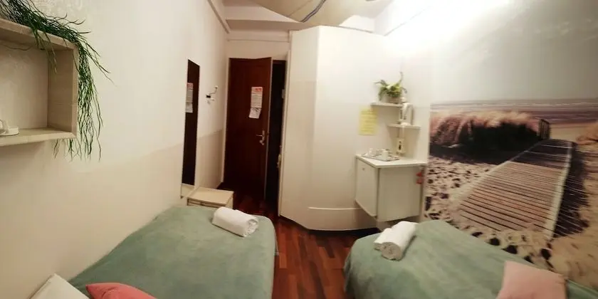 Basic İki Ayrı Yataklı Oda