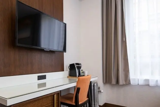Süit, 1 En Büyük (King) Boy Yatak ve Çekyat