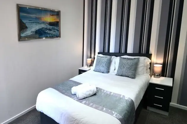 Deluxe Tek Büyük Yataklı Oda, Banyolu/Duşlu