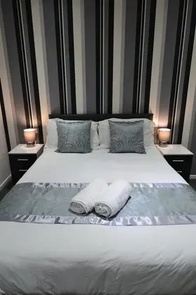 Deluxe Tek Büyük Yataklı Oda, Banyolu/Duşlu