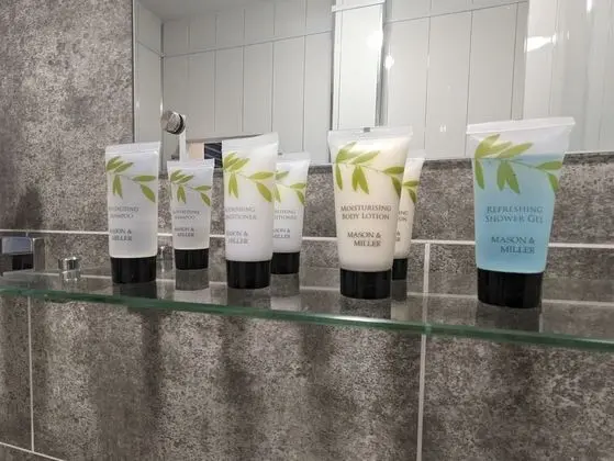 İki Ayrı Yataklı Oda, Banyolu/Duşlu