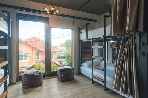 4-Bed Female Dormitory with Shared Bathroom