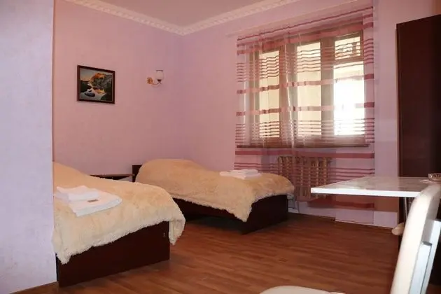 Tek Büyük veya İki Ayrı Yataklı Oda
