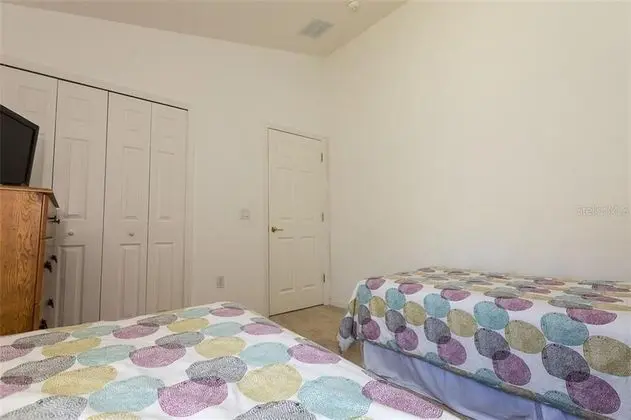 Ev (345 West Haven)