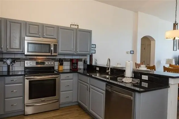 Ev (345 West Haven)