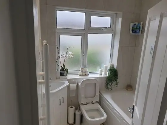 Deluxe Üç Kişilik Oda, Ortak Banyo (Room 1)