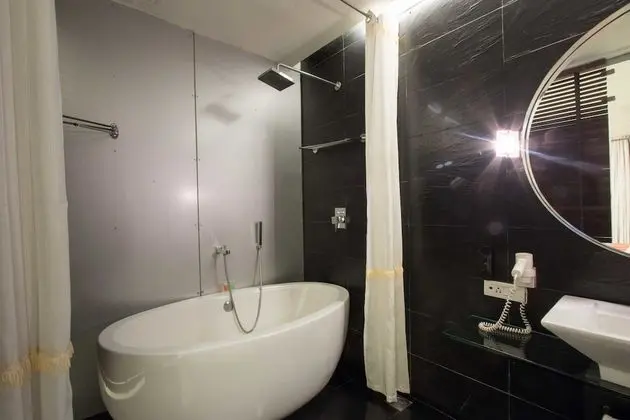 Luxury Oda, Balkon