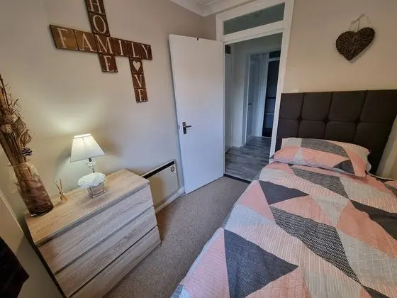 Apart Daire, Özel Banyo, Kanal Manzaralı