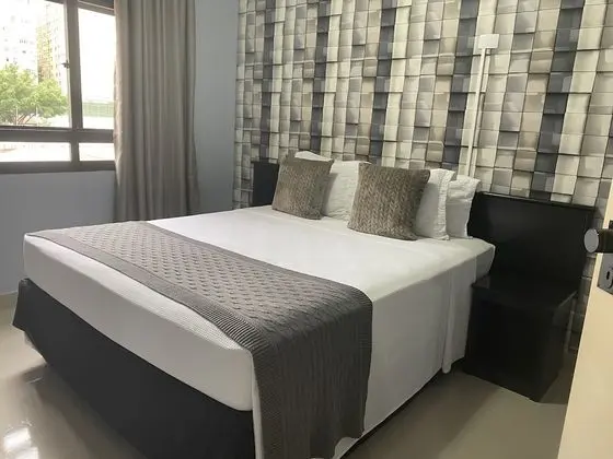 Deluxe Stüdyo, 1 Büyük (Queen) Boy Yatak (2)