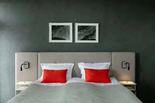 Deluxe Tek Büyük veya İki Ayrı Yataklı Oda, 1 En Büyük (King) Boy Yatak, Tepe Manzaralı