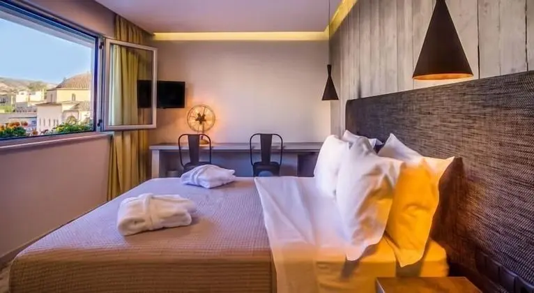 Junior Süit, Şehir Manzaralı