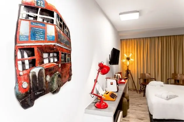 Standard Tek Büyük veya İki Ayrı Yataklı Oda