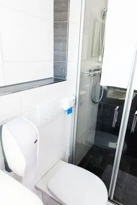 Tek Büyük Yataklı Oda, Özel Banyo