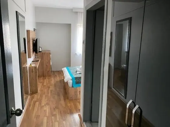 Classic Tek Büyük Yataklı Oda